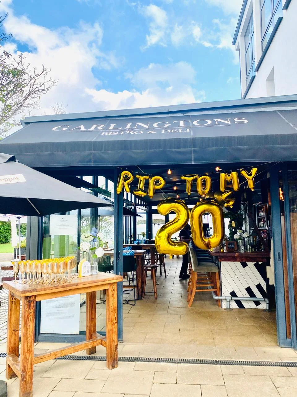 Image gallery marquee